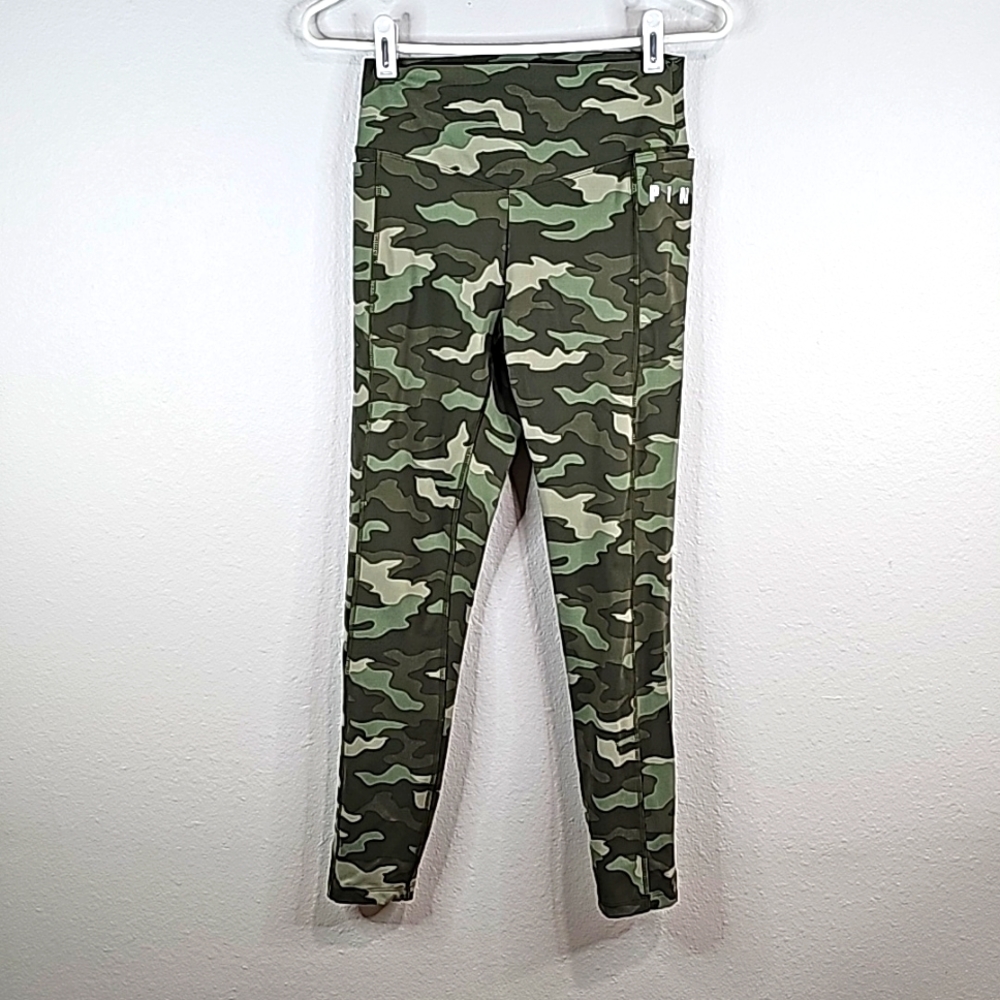 Pink Victoria’s Secret Ultimate Green Camo Leggings / Yoga Girls Size S / P
